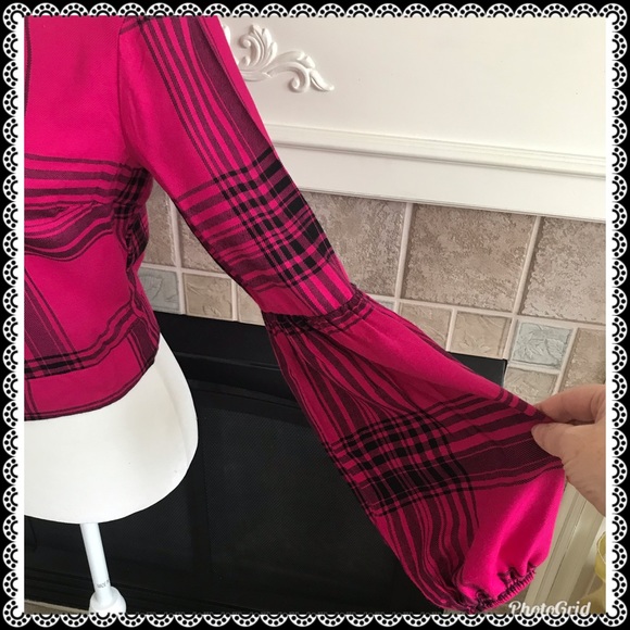 Pick 3 for $9๐ Wild Fable top, size XS - Picture 5 of 7